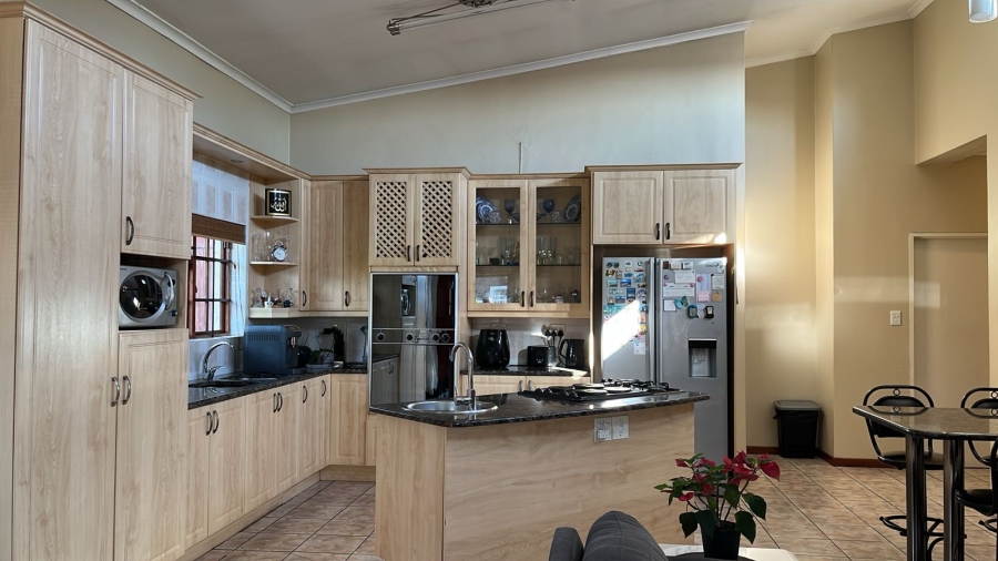  Bedroom Property for Sale in Cravenby Western Cape